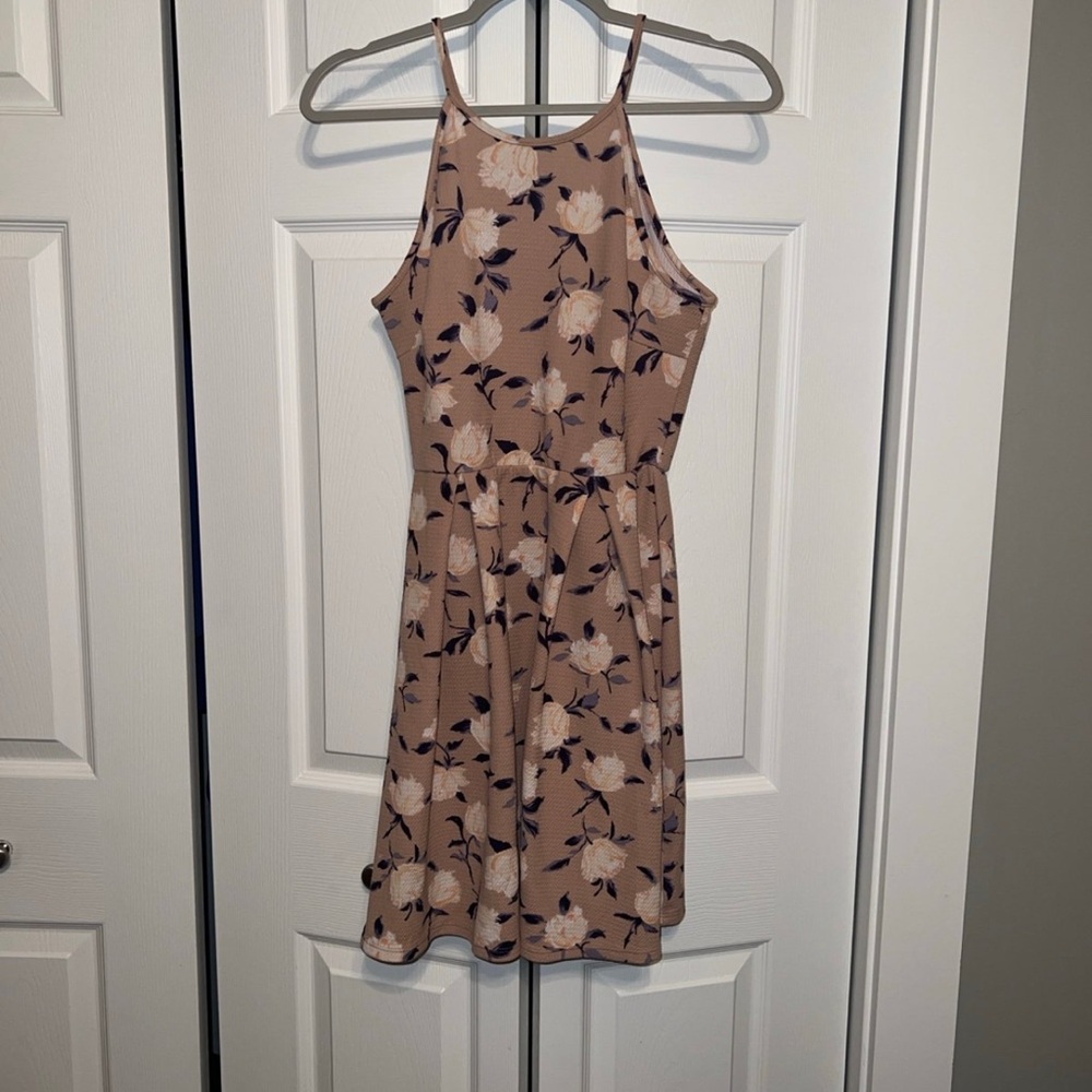 Soprano Pink/Mauve Floral Mini Dress | Small